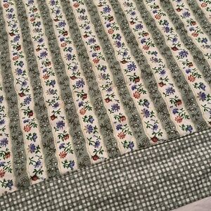 Handmade Quilt Blanket Small Floral Pattern Green Yellow Reversible Countrycore